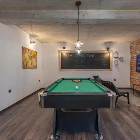 Stric Toni * Pakoštane