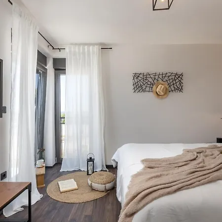 Stric Toni Villa Pakoštane